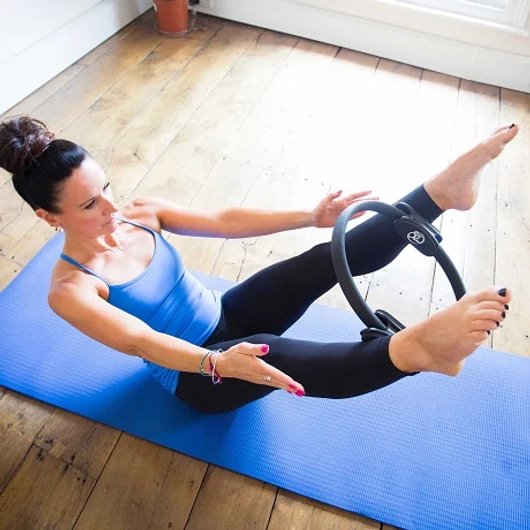 Pilates gyűrű (műanyag, 36cm)